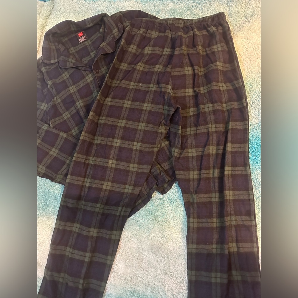 Hanes 2PC Tartan Plaid Men's Pajama Jacket & Pants Set